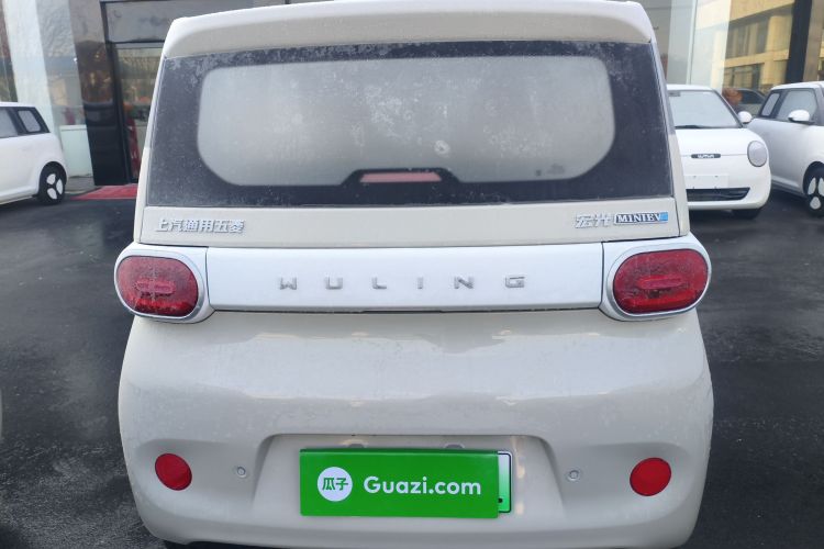 五菱汽车 宏光MINIEV 2024款 第三代 215km 青春版车身外观6