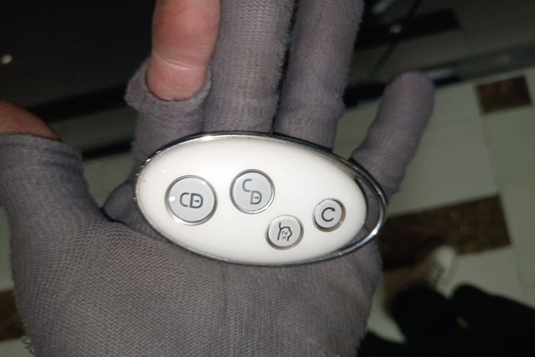 比亚迪 宋MAX新能源 2019款 DM 1.5T 智联致进型 7座 国VI中控内饰11