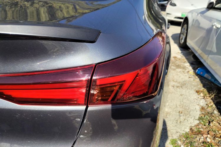 长安 逸动 2022款 PLUS 蓝鲸NE 1.4T GDI DCT尊贵版车身外观9