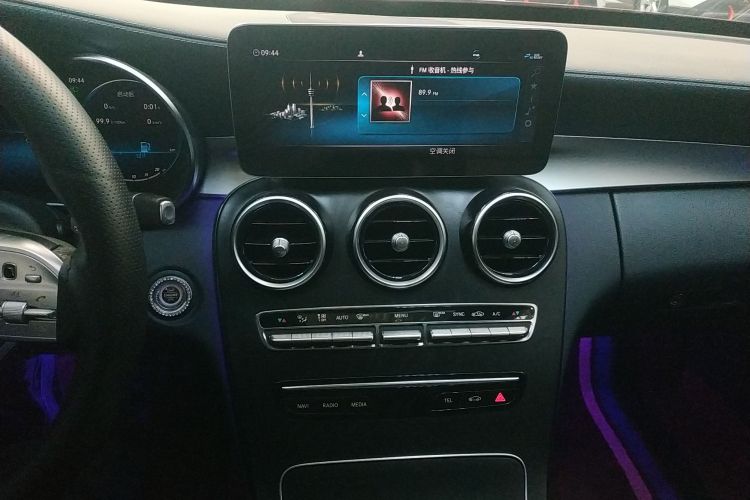 奔驰C级 2020款 改款 C 200 L 时尚型运动版中控内饰16
