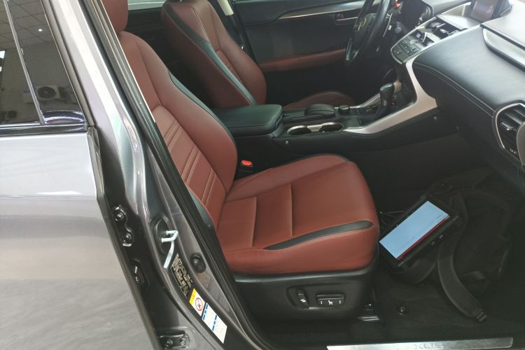 雷克萨斯NX 2015款 200t 全驱 锋尚版局部细节41