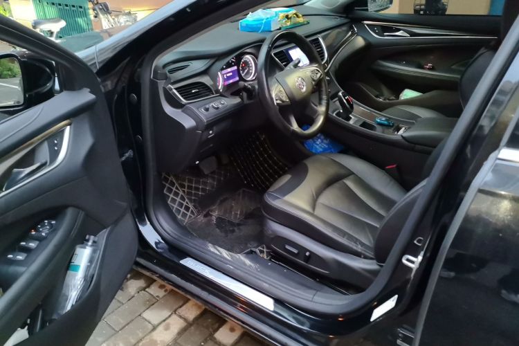 别克 君越 2021款 652T 豪华型中控内饰7003