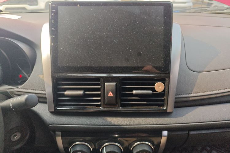 丰田 威驰 2014款 1.5L 自动智臻版中控内饰16