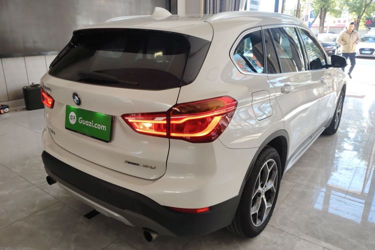 宝马X1 2019款 xDrive20Li 尊享型车身外观6005