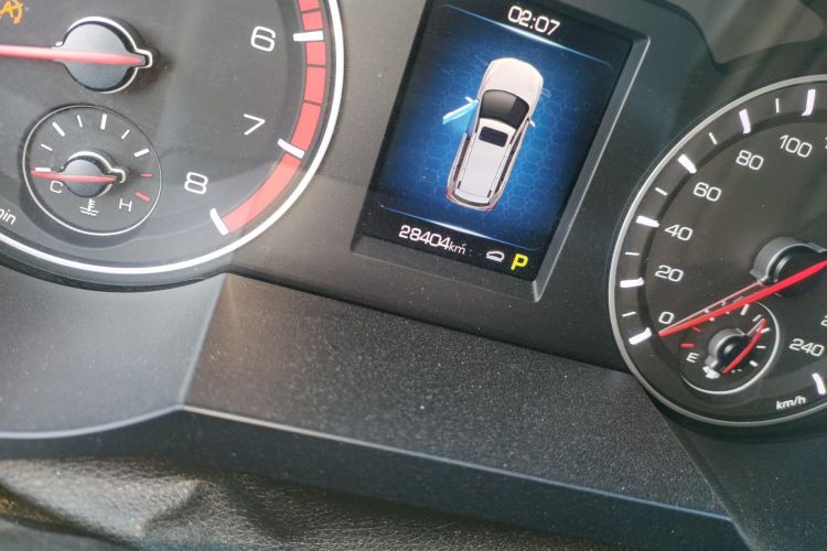 哈弗H6 2018款 蓝标 运动版 1.5T 自动两驱精英型中控内饰15