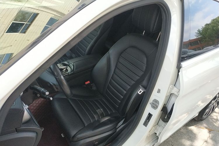 奔驰C级 2015款 C 200 L 4MATIC局部细节19