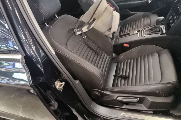 大众 迈腾 2020款 280TSI DSG 舒适型局部细节41