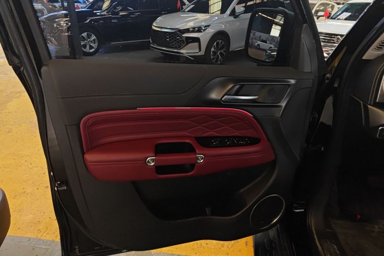 坦克300 2024款 2.0T 挑战者中控内饰47