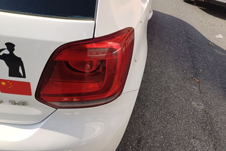 大众 Polo 2013款 1.6L 手动舒适版车身外观9