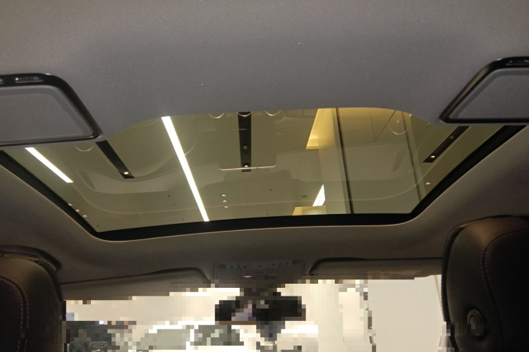 奔驰C级 2018款 C 200 L 运动版中控内饰22