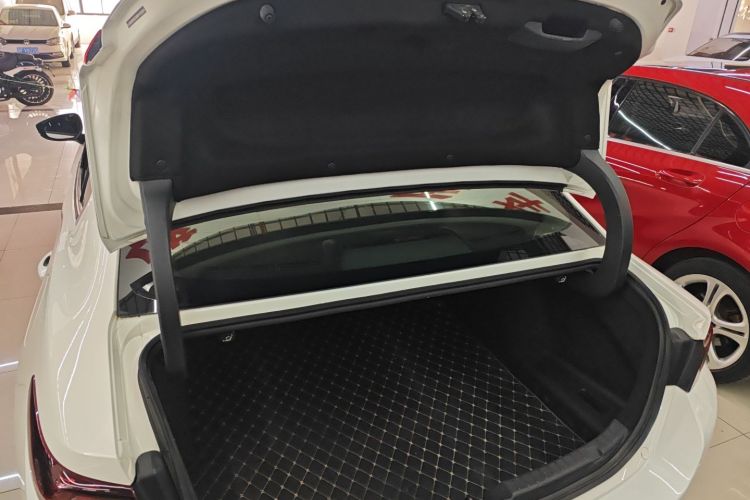 马自达3 昂克赛拉 2021款 2.0L 自动质雅版机舱底盘23