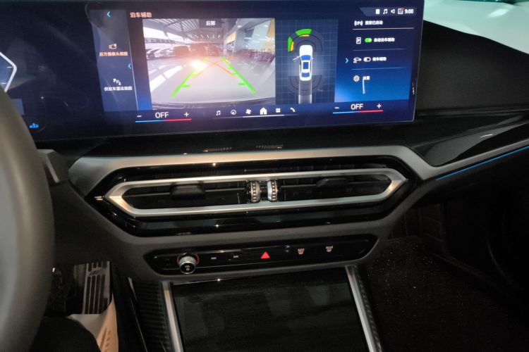 宝马3系 2024款 325Li M运动套装中控内饰16