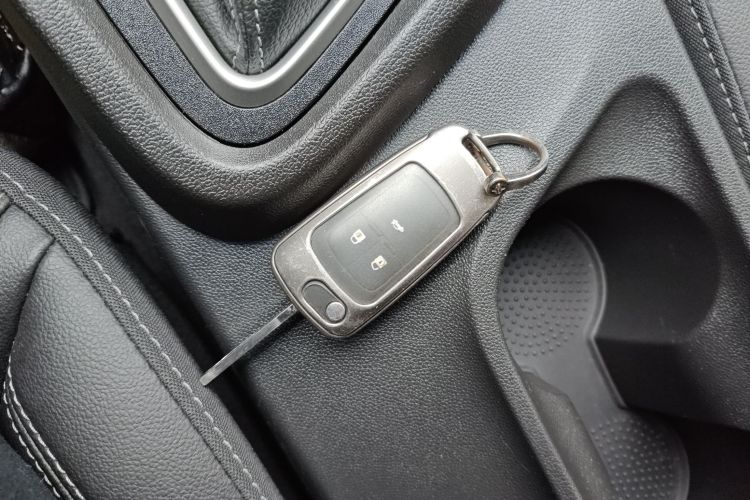 别克 英朗 2021款 改款 典范 1.5L 自动精英型中控内饰7001