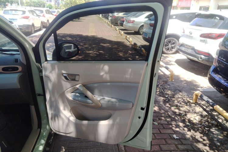 零跑汽车 零跑T03 2024款 310舒享版中控内饰7005