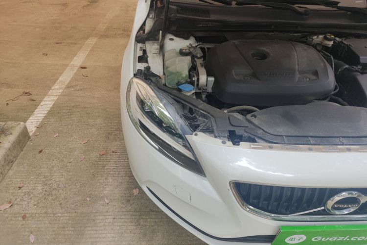 沃尔沃V40 2017款 T3 智逸版局部细节9006