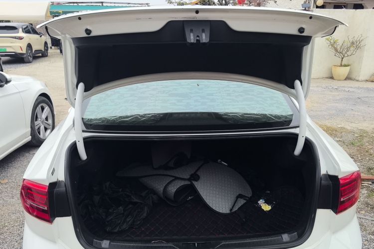 大众 凌渡 2019款 280TSI DSG舒适版 国V机舱底盘23