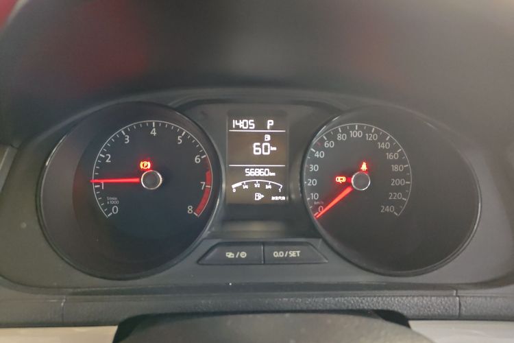 大众 朗逸 2017款 1.6L 自动风尚版中控内饰14