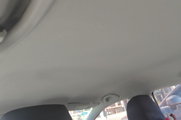 大众 Polo 2016款 1.4L 自动风尚型局部细节22