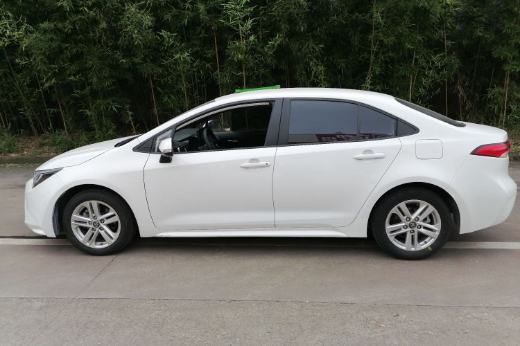 丰田 雷凌 2022款 TNGA 1.5L CVT进取版车身外观4