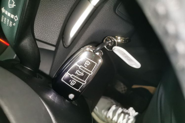 奥迪A3 2014款 Sportback 35 TFSI 自动时尚型中控内饰7001