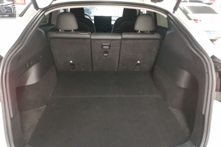 特斯拉 Model Y 2022款 改款 后轮驱动版局部细节23