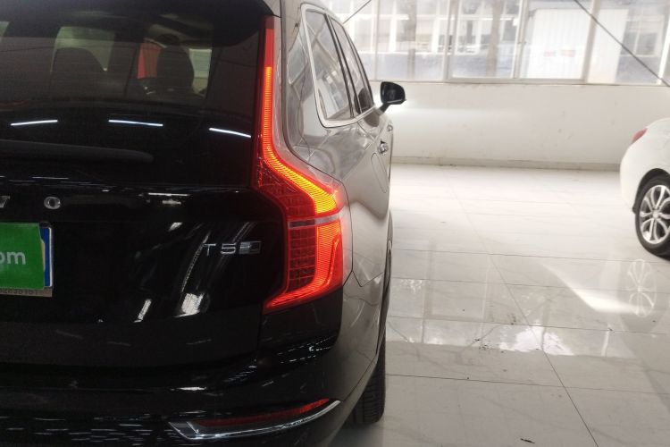 沃尔沃XC90 2019款 T5 智逸版 5座 国VI车身外观9