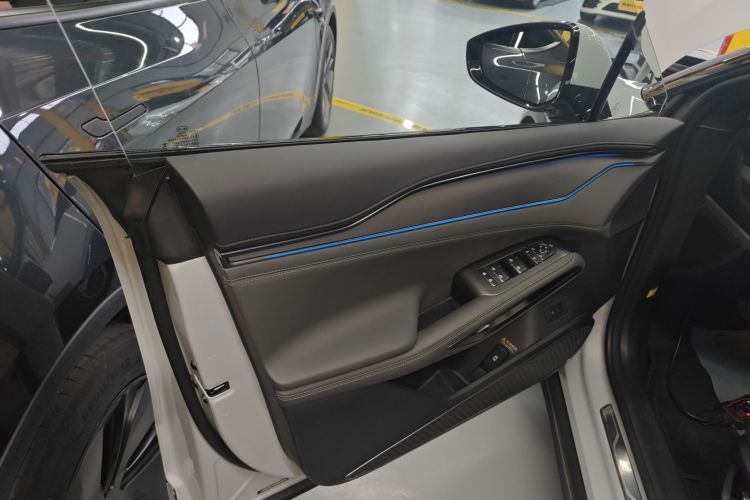 比亚迪 宋L EV 2025款 智驾版 662km 激光雷达卓越型中控内饰7007