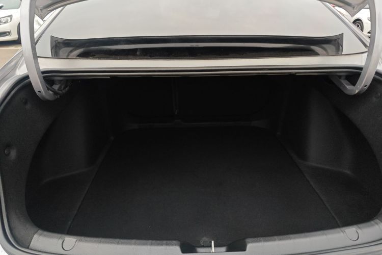 吉利汽车 星瑞 2021款 改款 2.0TD 尊贵型机舱底盘23