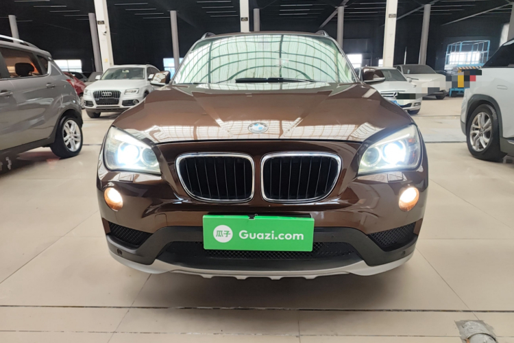 宝马X1 2014款 sDrive18i 领先型车身外观2