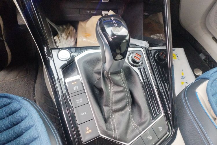 大众 探岳GTE插电混动 2023款 280TSI 豪华Plus进阶版中控内饰18