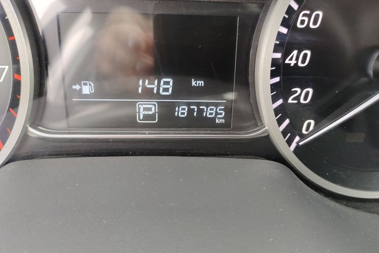 日产 轩逸 2016款 1.6XL  CVT尊享版中控内饰15