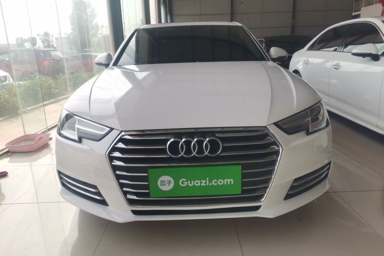 奥迪A4L 2017款 40 TFSI 进取型车身外观2