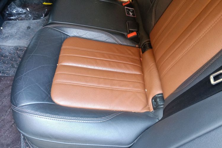 奥迪Q5L 2020款 改款 40 TFSI 荣享时尚型中控内饰21