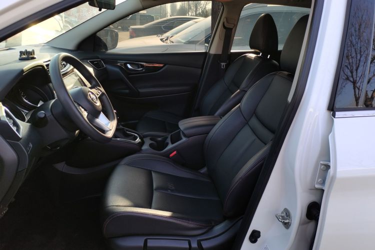 日产 逍客 2022款 2.0L CVT XV智享版中控内饰19