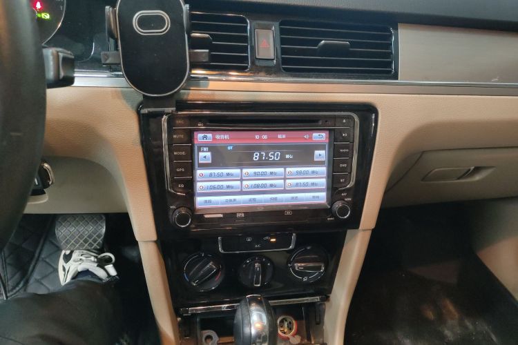 大众 宝来 2014款 1.6L 自动舒适型中控内饰16