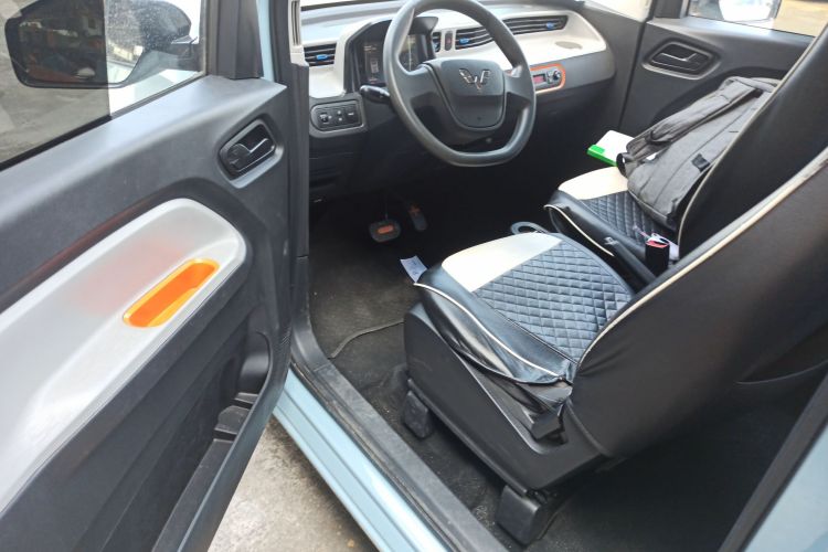 五菱汽车 宏光MINIEV 2022款 自在款 磷酸铁锂中控内饰20