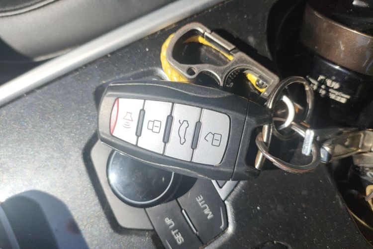 哈弗H6 2018款 红标 运动版 1.5T 自动两驱精英型中控内饰7001