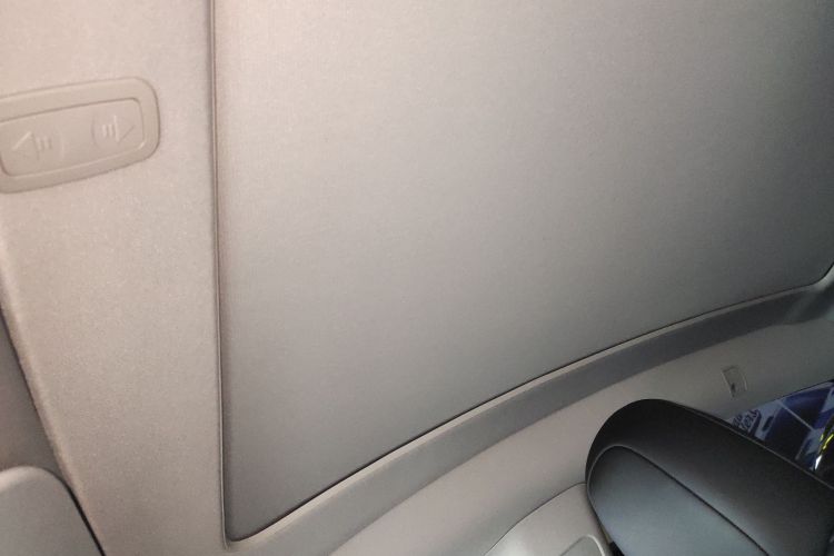 特斯拉 Model Y 2024款 长续航全轮驱动版局部细节22