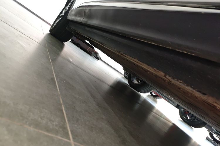 ARCFOX极狐 极狐 阿尔法T(ARCFOX αT) 2023款 480 森林版 175kW机舱底盘29