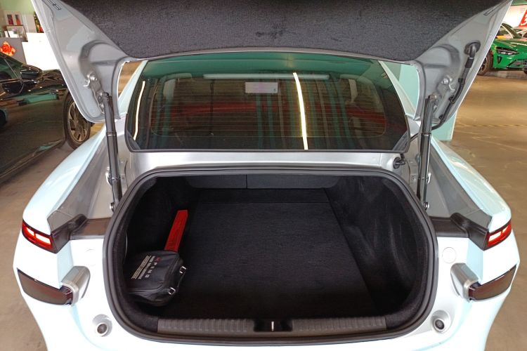 小鹏P7 2020款 670N局部细节23