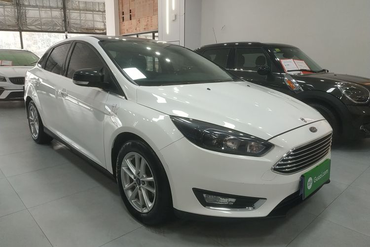 福特 福克斯 2017款 三厢 EcoBoost 180 自动精英型车身外观6002