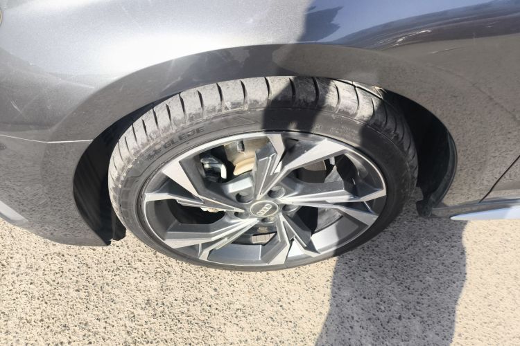 奥迪A3 2021款 Sportback 35 TFSI 豪华运动型车身外观6001