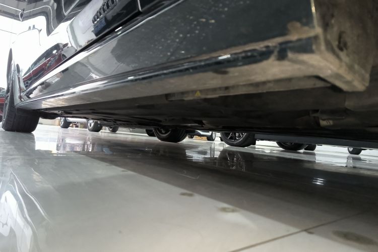 捷豹XEL 2021款 2.0T 250PS 曜黑运动版局部细节9001