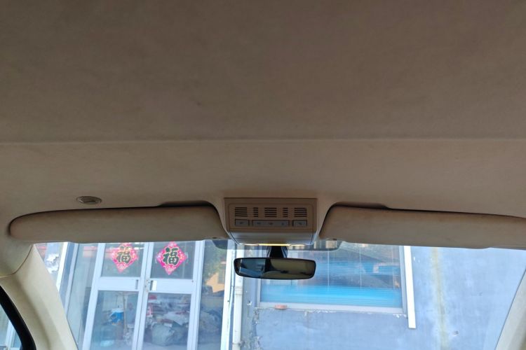 大众 凯路威 2018款 2.0TSI 四驱豪华版 7座局部细节22