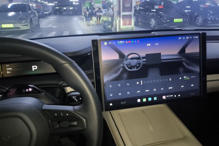 小米汽车 小米SU7 2024款 后驱超长续航高阶智驾Pro版中控内饰16