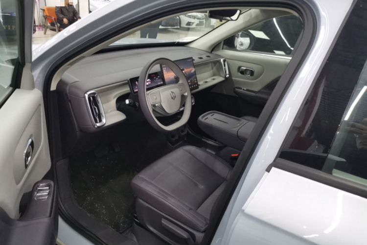 零跑汽车 零跑B10 2025款 510舒享版中控内饰20