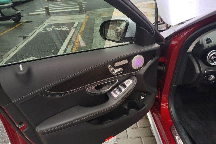 奔驰C级 2019款 C 260 L 运动版中控内饰7007