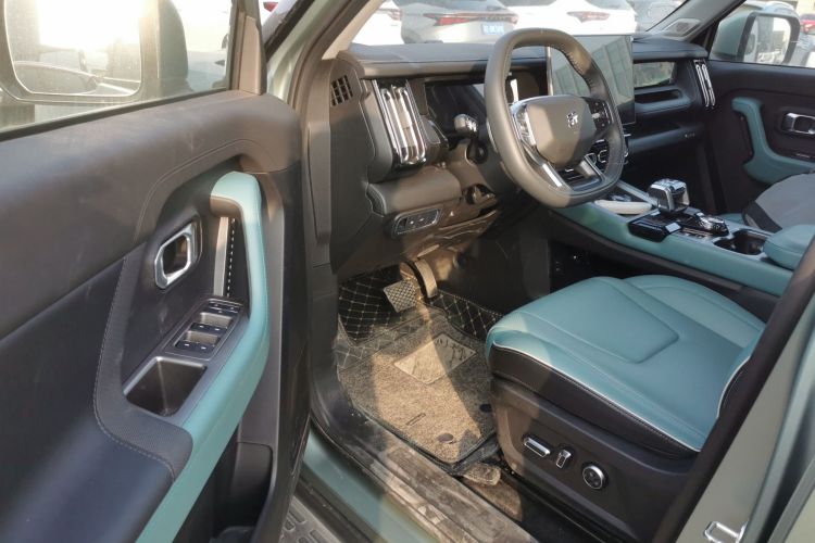 捷途自由者 2025款 2.0TD 自动XWD征服中控内饰20