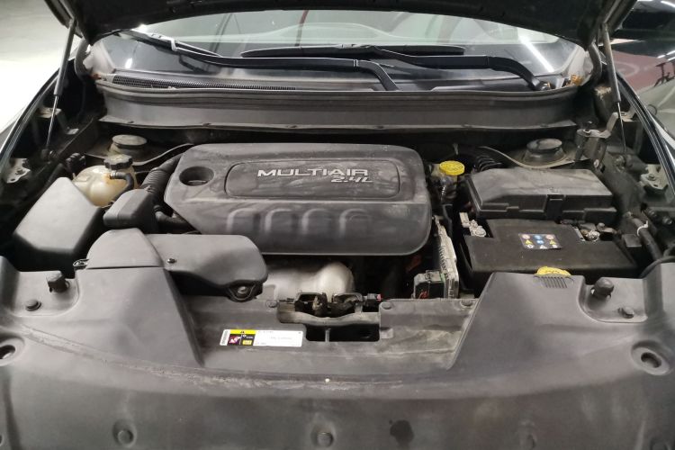 Jeep 自由光 2016款 2.4L 专业版局部细节24