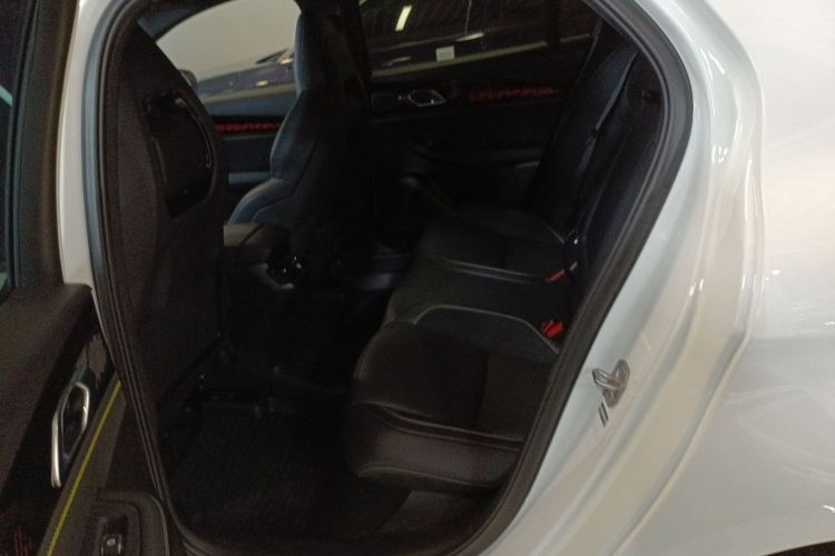 领克03 2023款 1.5T EM-F PM中控内饰21